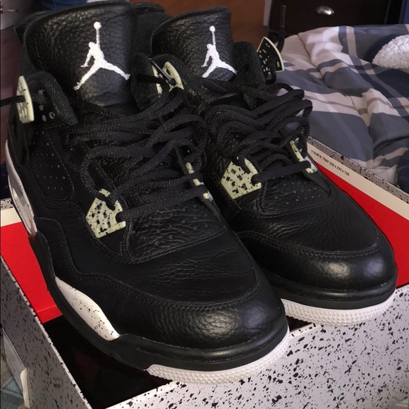 Jordan 4 Oreo - Picture 5 of 8